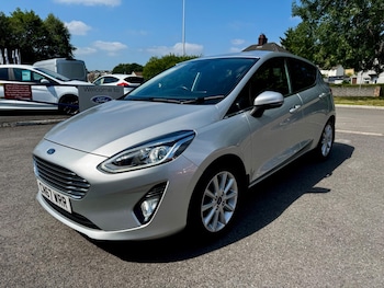 Used Ford Fiesta 2017 for sale - 75291508: Photo