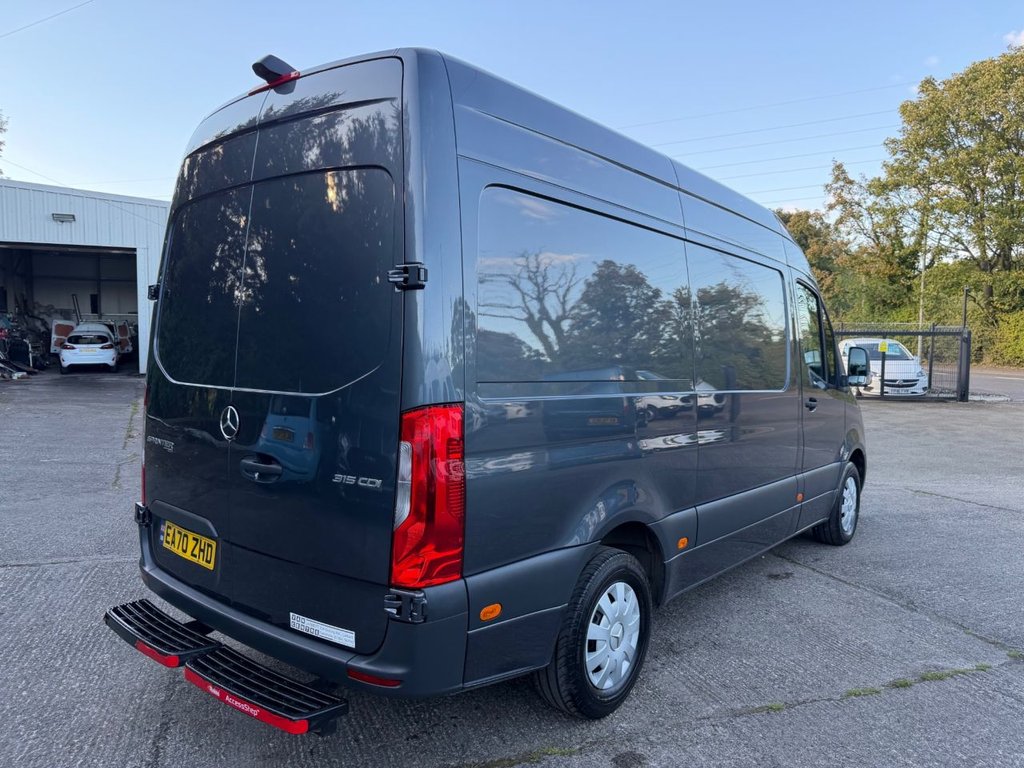 Used Mercedes-Benz Sprinter 2020 for sale - 76048240: Photo 2