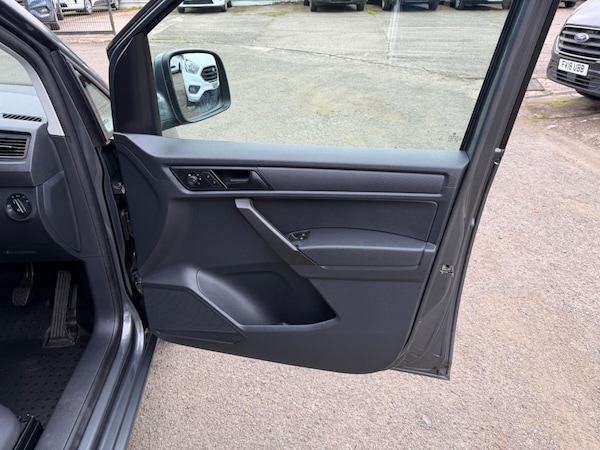Used Volkswagen Caddy 2018 for sale - 76313116: Photo 30