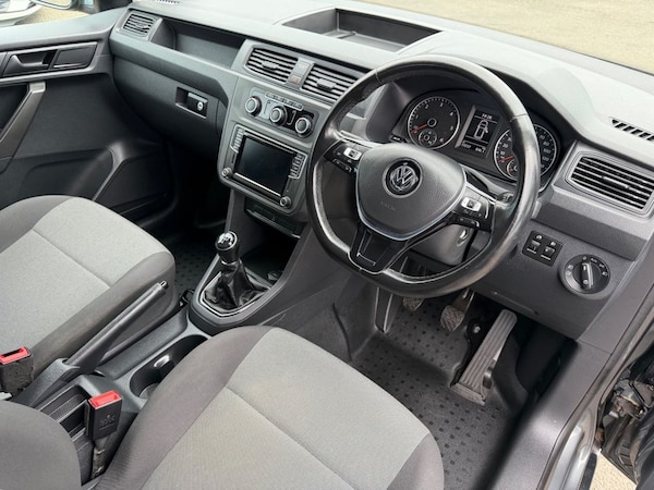 Used Volkswagen Caddy 2018 for sale - 76313116: Photo 4