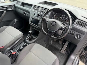 Used Volkswagen Caddy 2018 for sale - 76313116: Photo 4