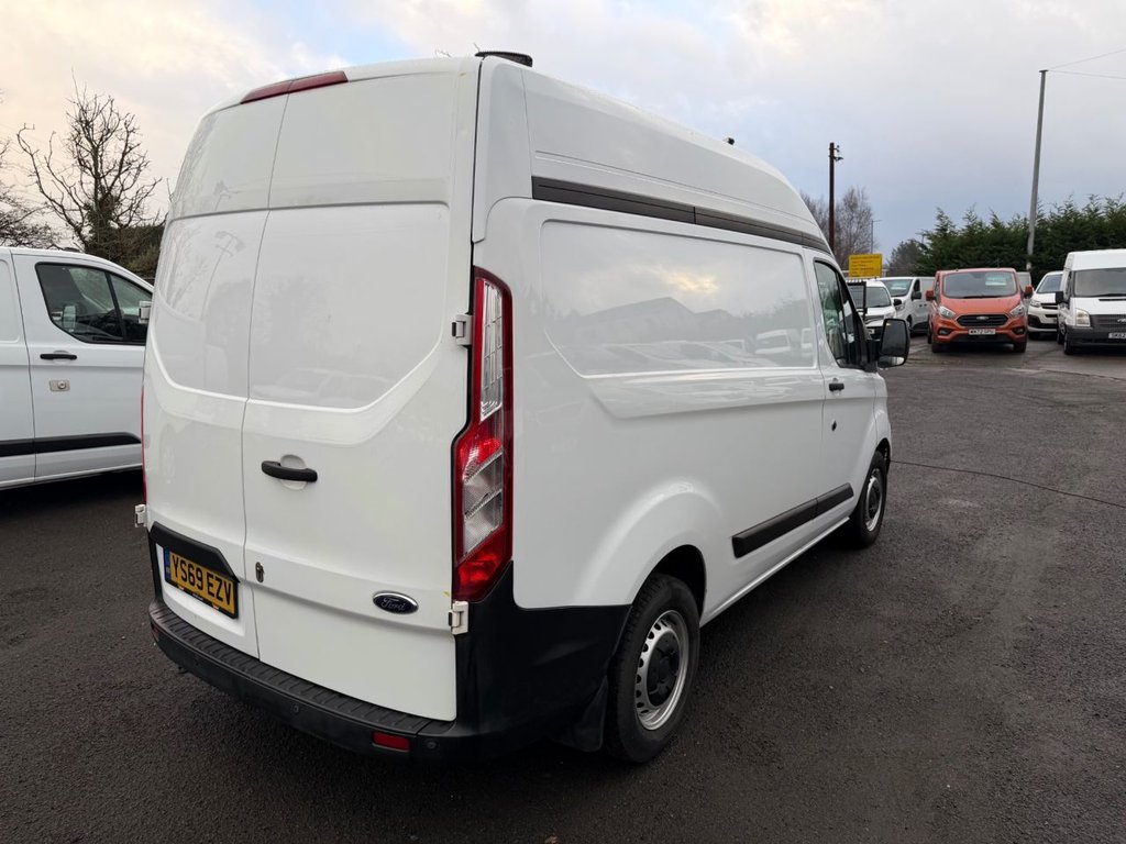 Used Ford Transit Custom 2020 for sale - 77413396: Photo 2