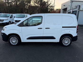 Used Citroen Berlingo 2021 for sale - 76961999: Photo