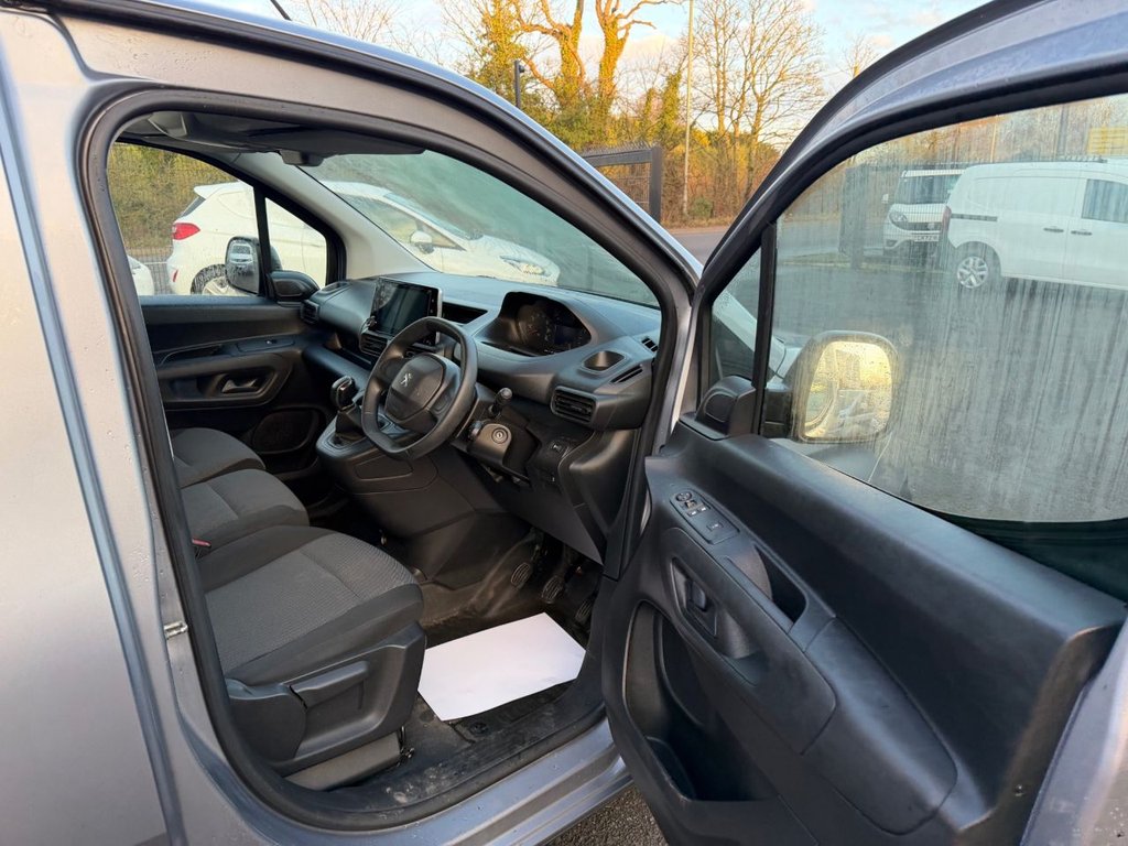 Used Peugeot Partner 2019 for sale - 77360081: Photo 11