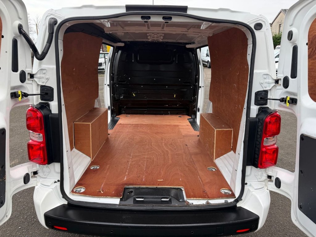 Used Vauxhall Vivaro 2020 for sale - 76914749: Photo 10