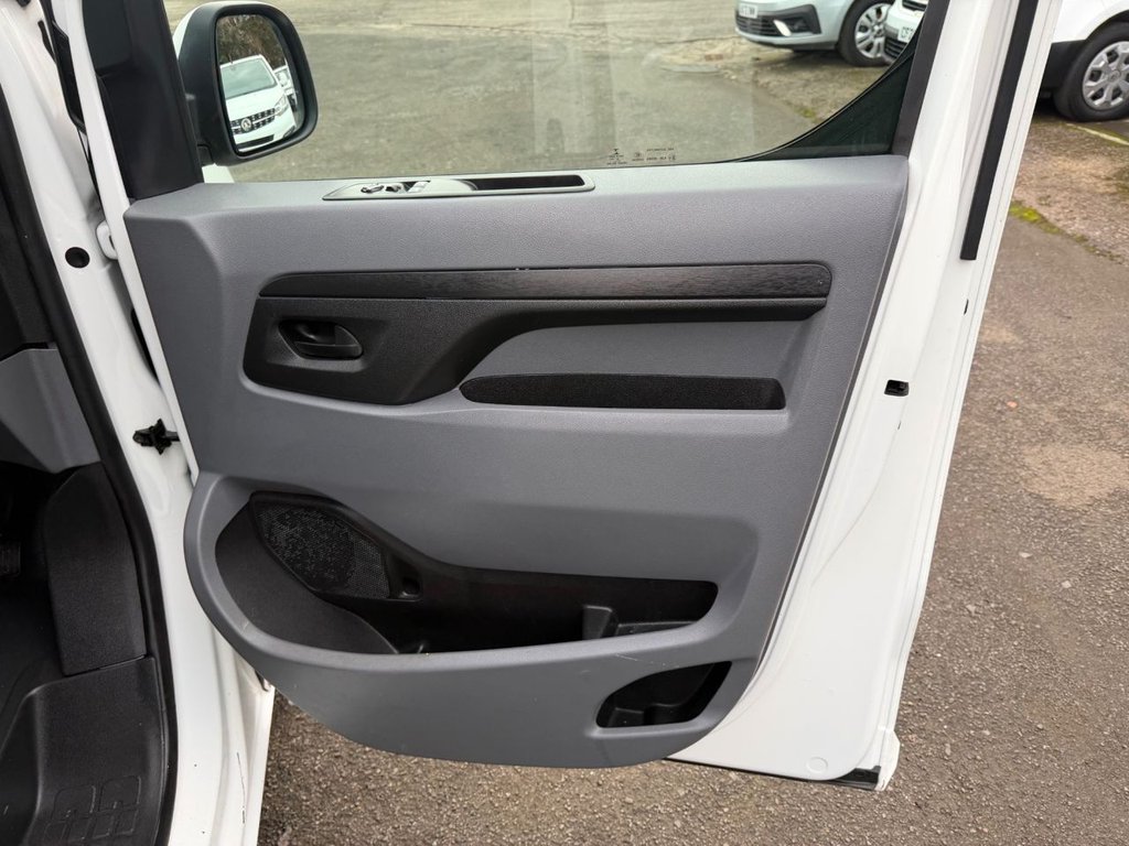 Used Vauxhall Vivaro 2020 for sale - 76914749: Photo 37