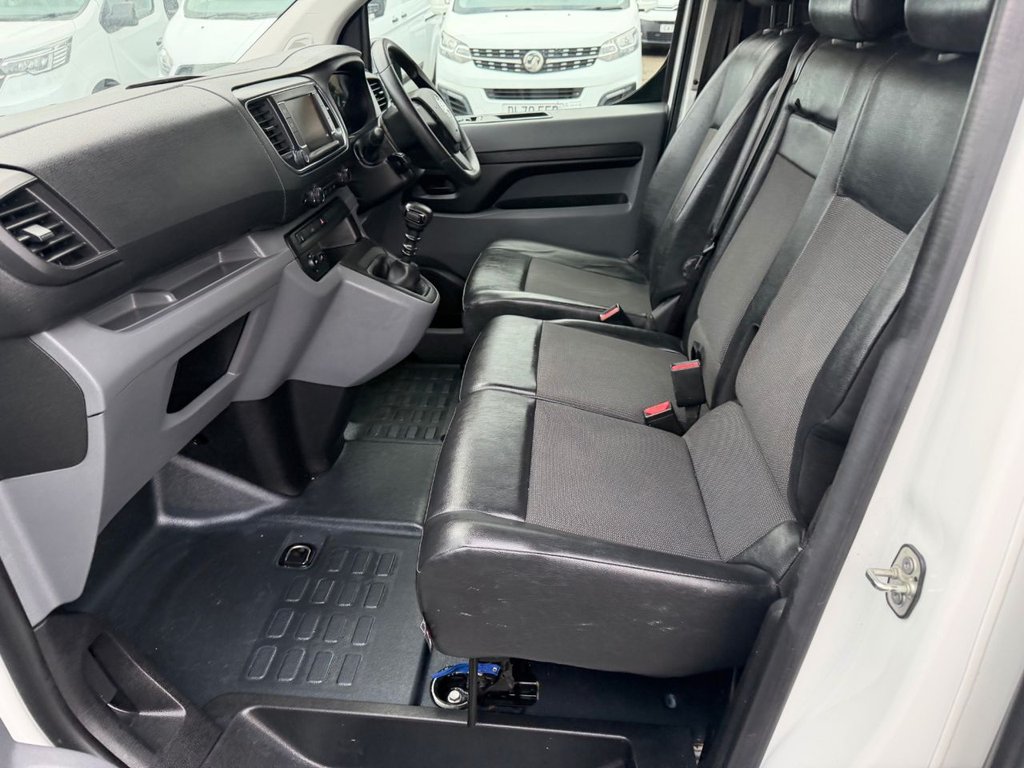 Used Vauxhall Vivaro 2020 for sale - 76914749: Photo 7
