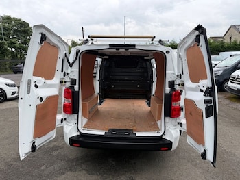 Used Vauxhall Vivaro 2022 for sale - 79129119: Photo