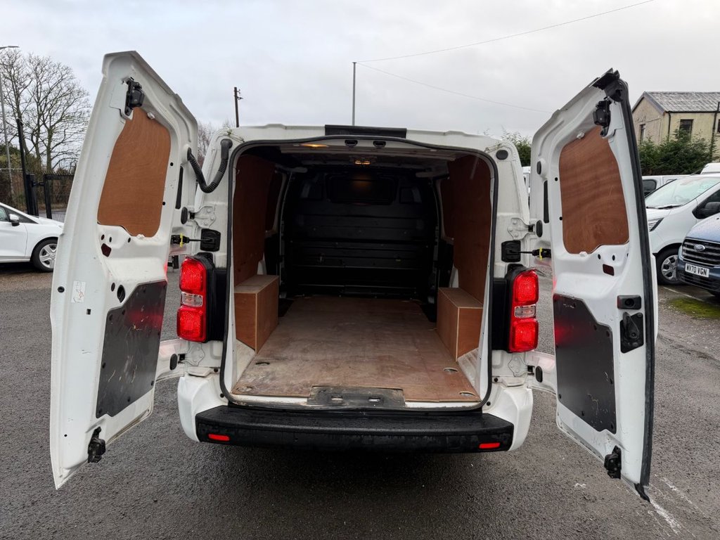 Used Vauxhall Vivaro 2020 for sale - 77153285: Photo 12