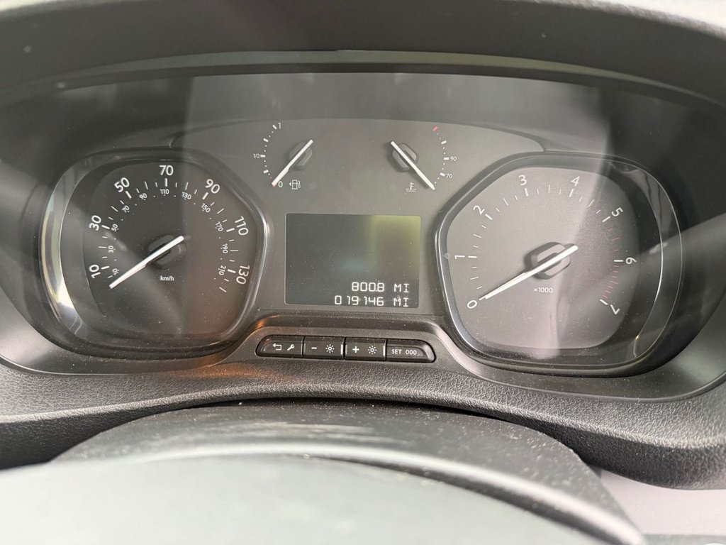 Used Vauxhall Vivaro 2022 for sale - 77451856: Photo 15