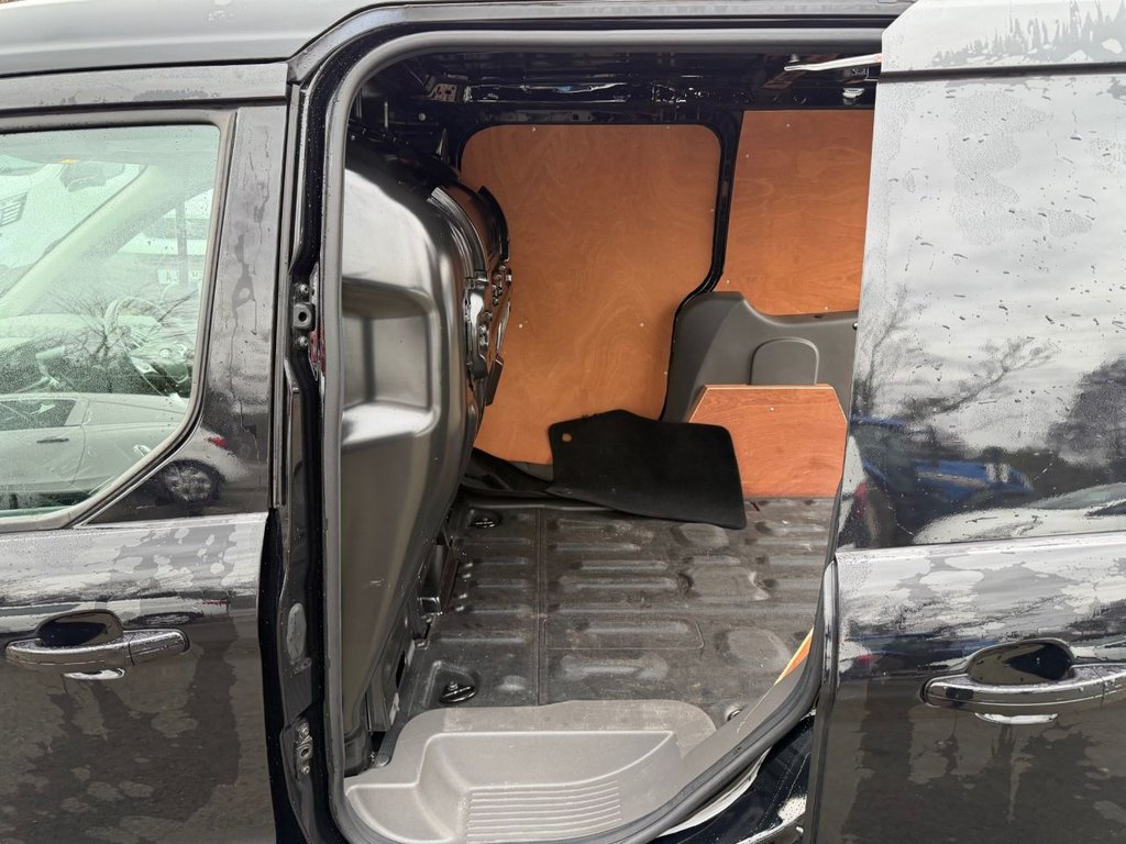 Used Ford Transit Connect 2021 for sale - 77600112: Photo 11