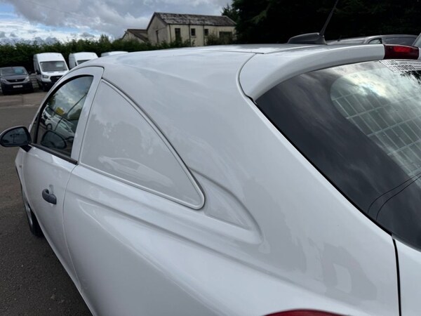 Used Vauxhall Corsa Van 2018 for sale - 75709540: Photo 14