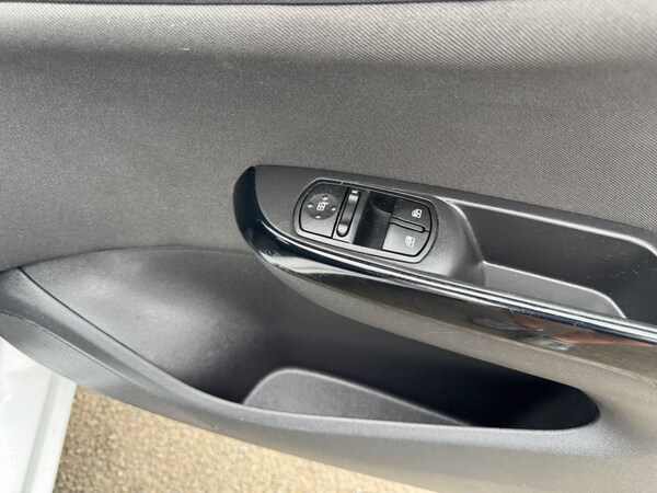 Used Vauxhall Corsa Van 2018 for sale - 75709540: Photo 33