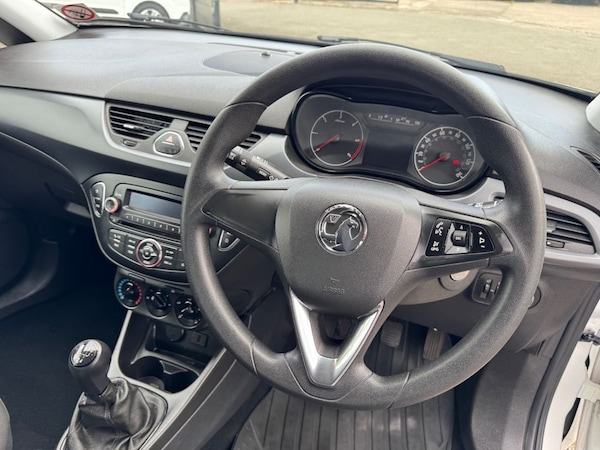 Used Vauxhall Corsa Van 2018 for sale - 75709540: Photo 4