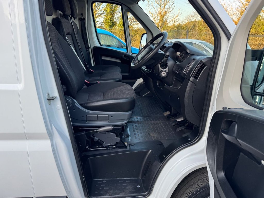 Vehicle 33