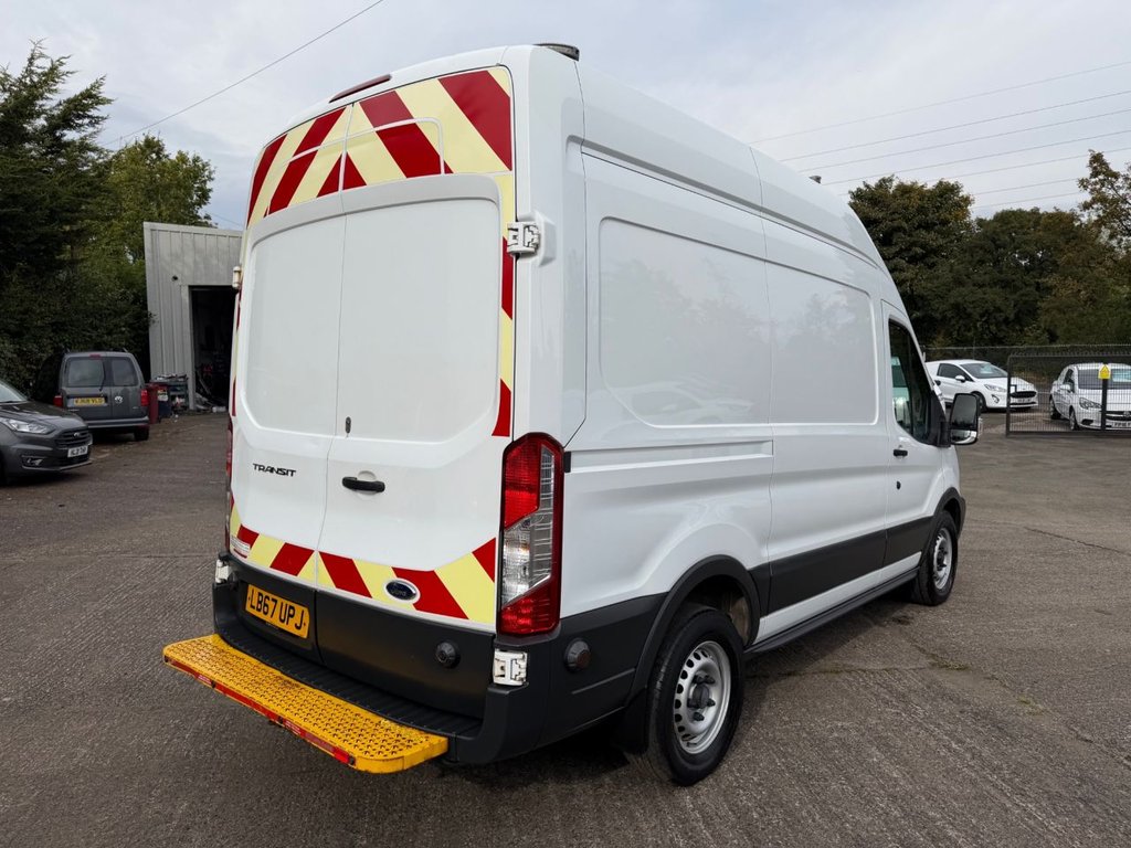 Used Ford Transit 2018 for sale - 76118405: Photo 2