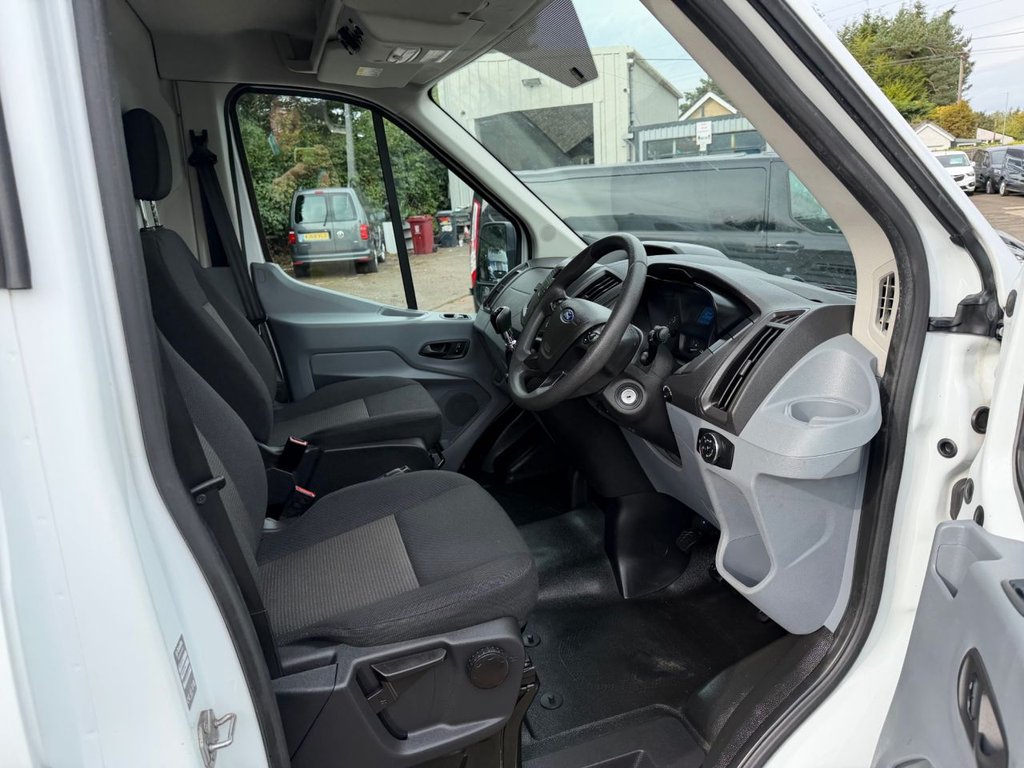 Used Ford Transit 2018 for sale - 76118405: Photo 3