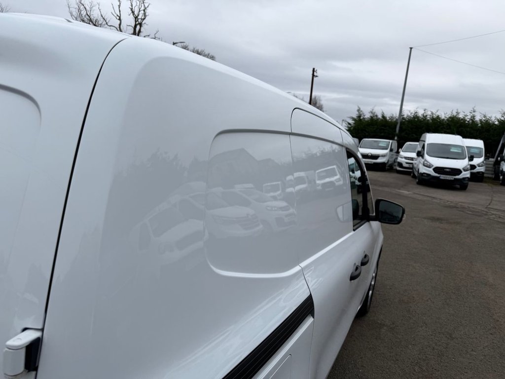 Used Renault Kangoo 2024 for sale - 77667099: Photo 28