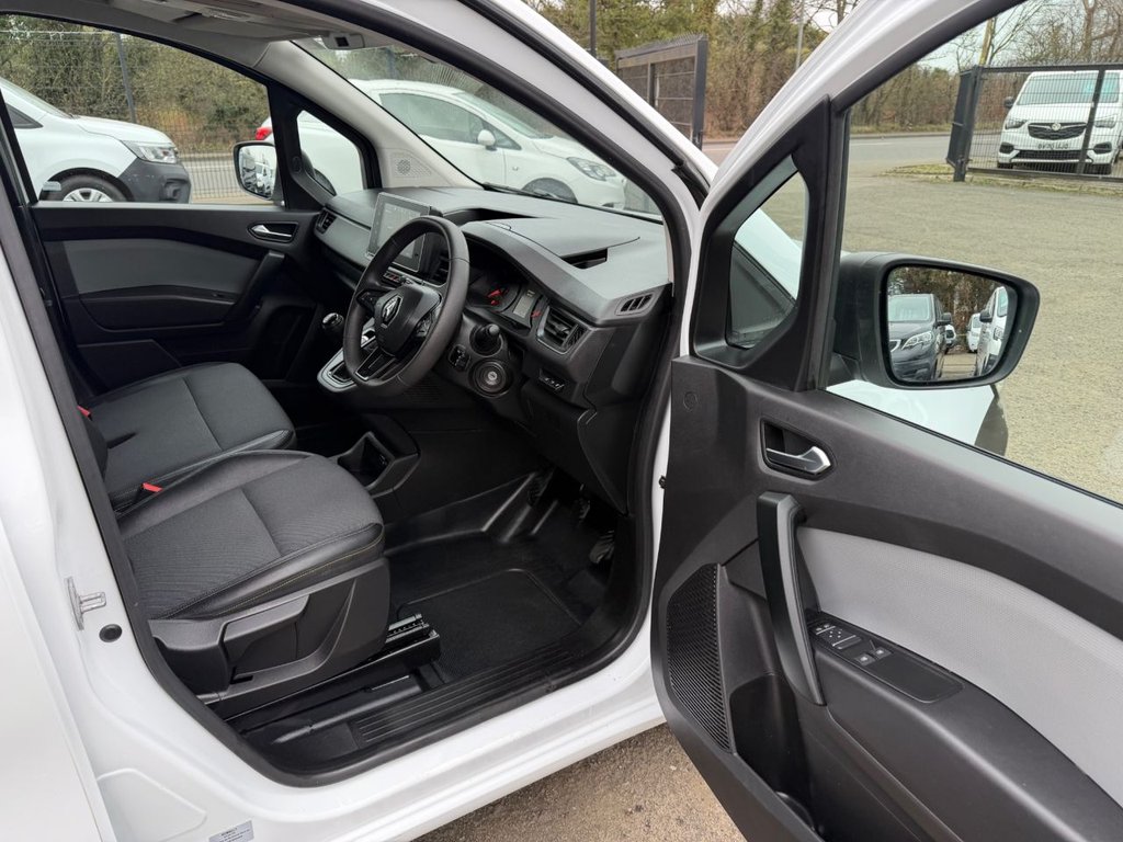 Used Renault Kangoo 2024 for sale - 77667099: Photo 37