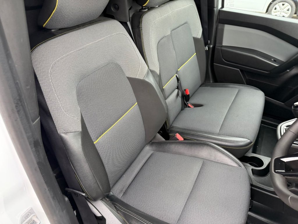 Used Renault Kangoo 2024 for sale - 77667099: Photo 43