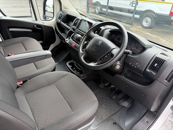 Used Peugeot Boxer 2023 for sale - 79618893: Photo