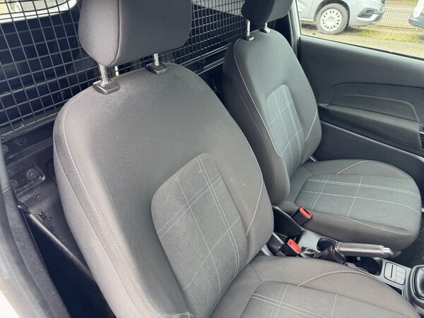 Used Ford Fiesta Van 2020 for sale - 75158774: Photo 33