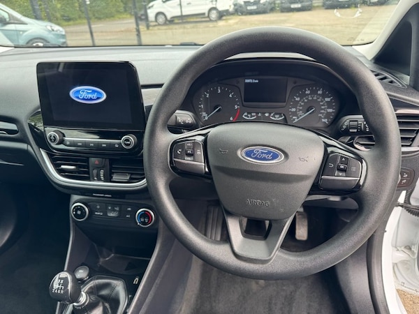 Used Ford Fiesta Van 2020 for sale - 75158774: Photo 38