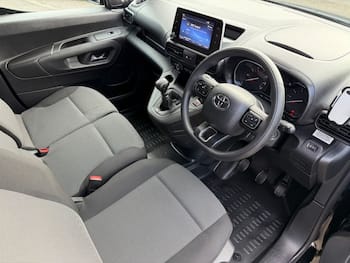 Used Toyota ProAce 2023 for sale - 79842809: Photo