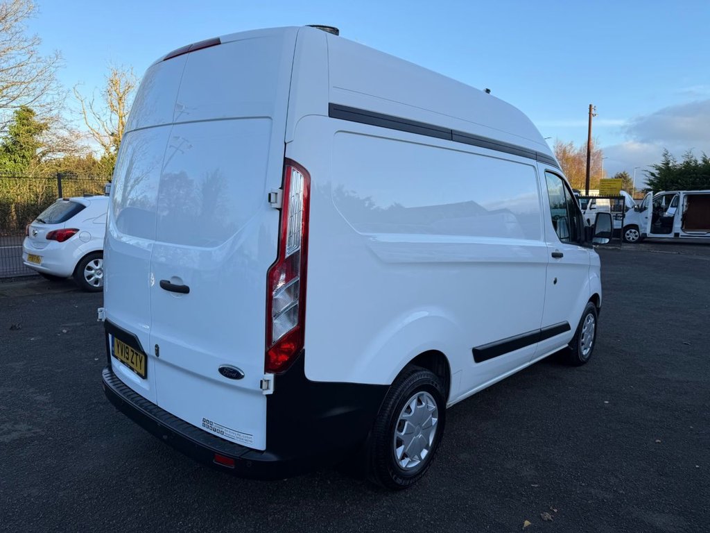 Used Ford Transit Custom 2019 for sale - 76586603: Photo 2