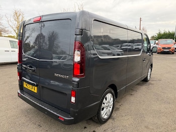 Used Renault Trafic 2023 for sale - 77636817: Photo