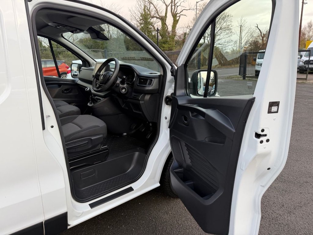 Used Renault Trafic 2022 for sale - 76563309: Photo 32