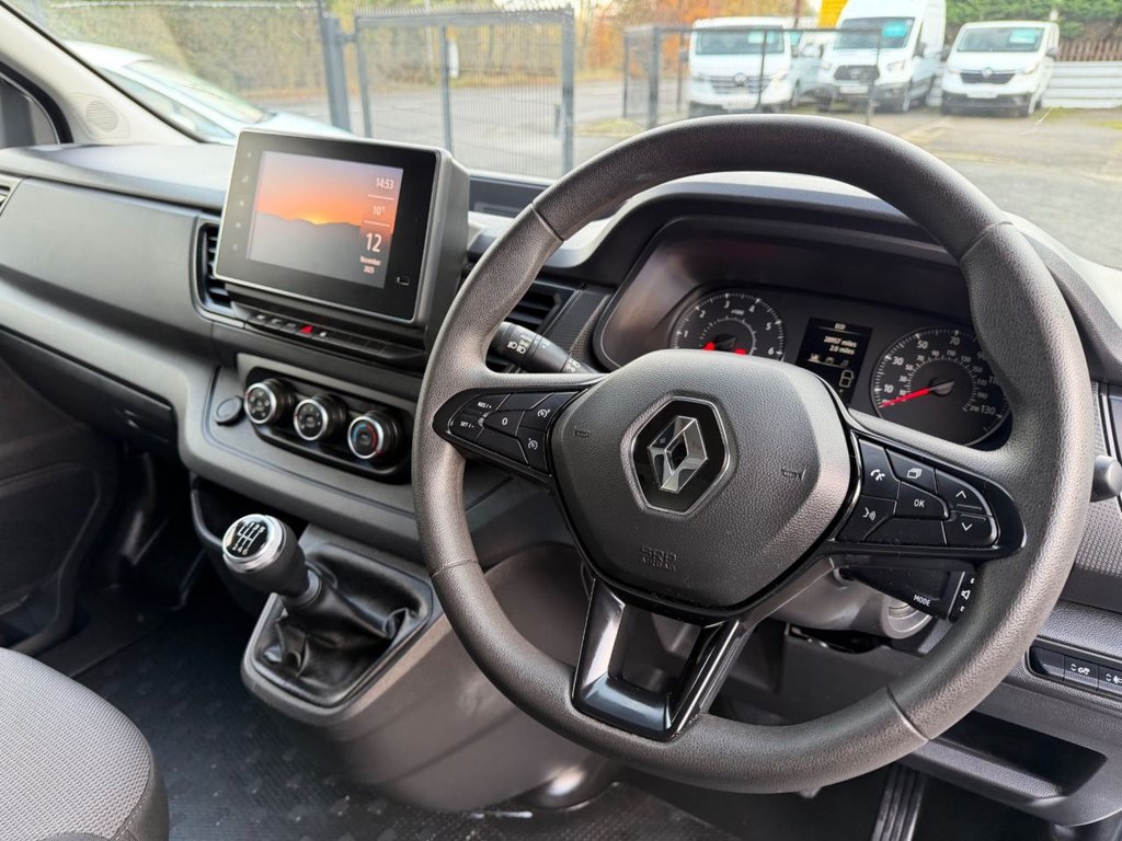 Used Renault Trafic 2022 for sale - 76563309: Photo 42