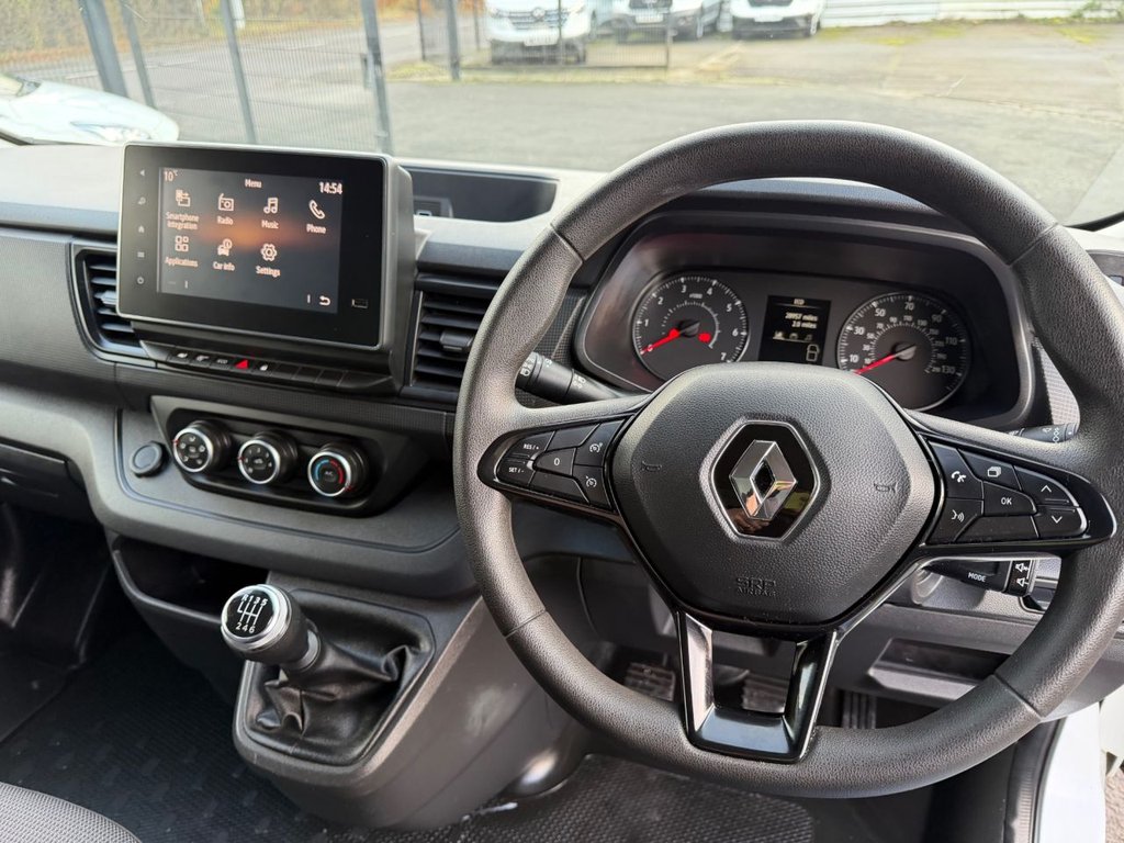 Used Renault Trafic 2022 for sale - 76563309: Photo 43