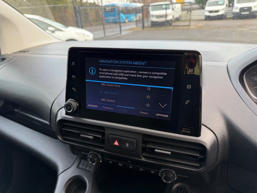 Used Peugeot Partner 2022 for sale - 76501044: Photo 46