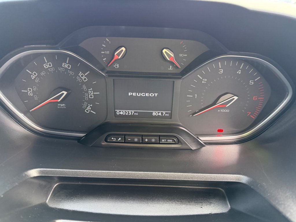 Used Peugeot Partner 2022 for sale - 76501044: Photo 47