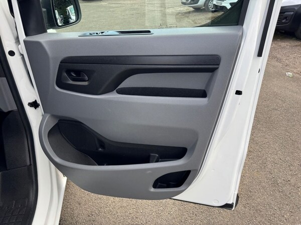Used Peugeot Expert 2022 for sale - 75025136: Photo 40