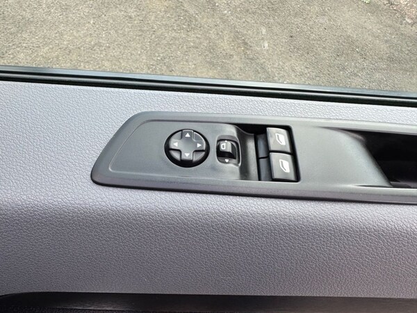 Used Peugeot Expert 2022 for sale - 75025136: Photo 41