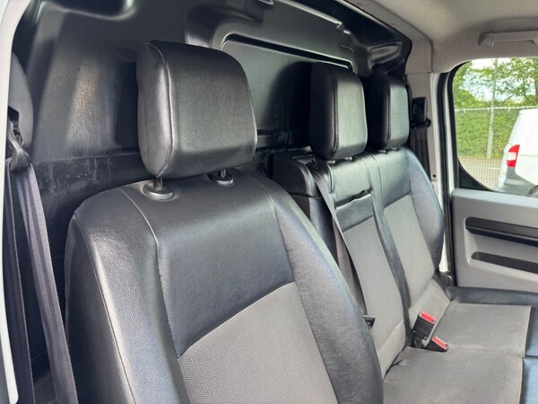 Used Peugeot Expert 2022 for sale - 75025136: Photo 46