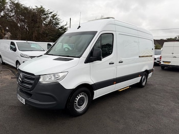 Mercedes-Benz Sprinter feature image