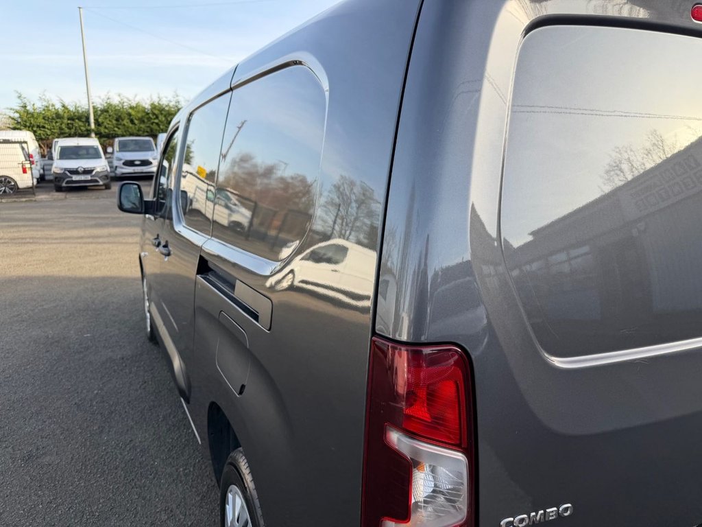 Used Vauxhall Combo 2022 for sale - 77971585: Photo 12