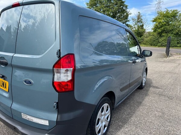Used Ford Transit Courier 2019 for sale - 75111577: Photo 19