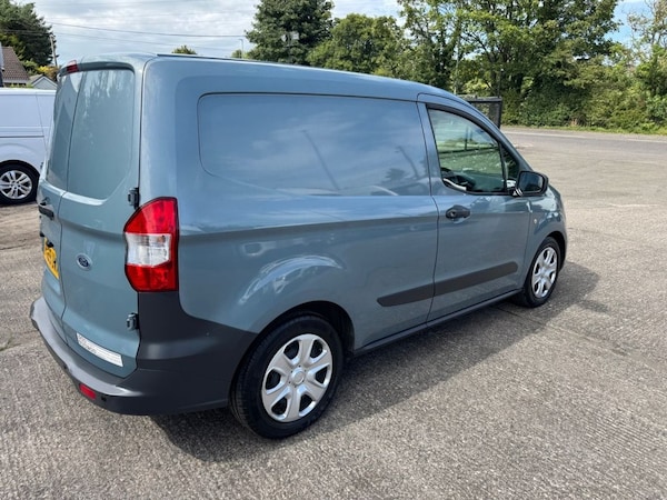 Used Ford Transit Courier 2019 for sale - 75111577: Photo 21
