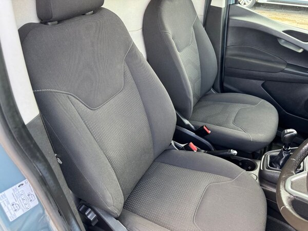 Used Ford Transit Courier 2019 for sale - 75111577: Photo 36