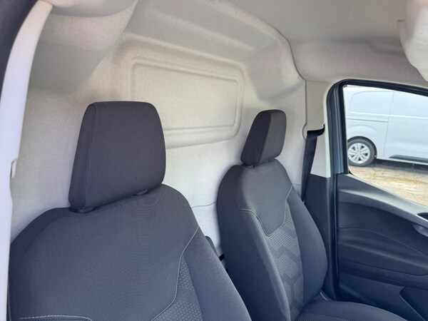 Used Ford Transit Courier 2019 for sale - 75111577: Photo 38