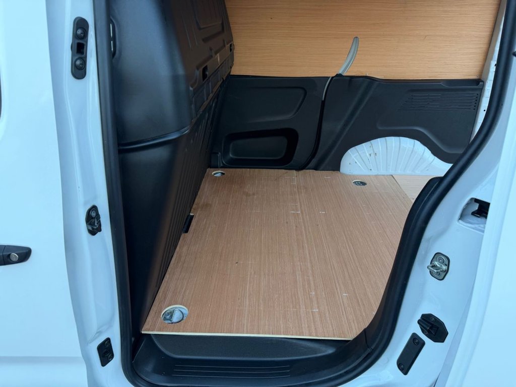 Used Vauxhall Combo 2020 for sale - 76501058: Photo 6