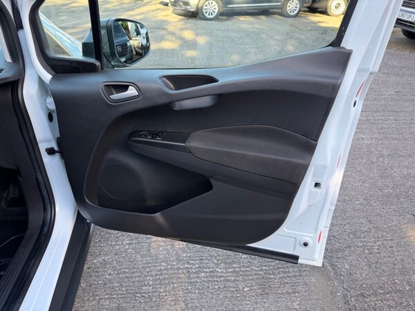 Used Ford Transit Courier 2019 for sale - 76021779: Photo 36