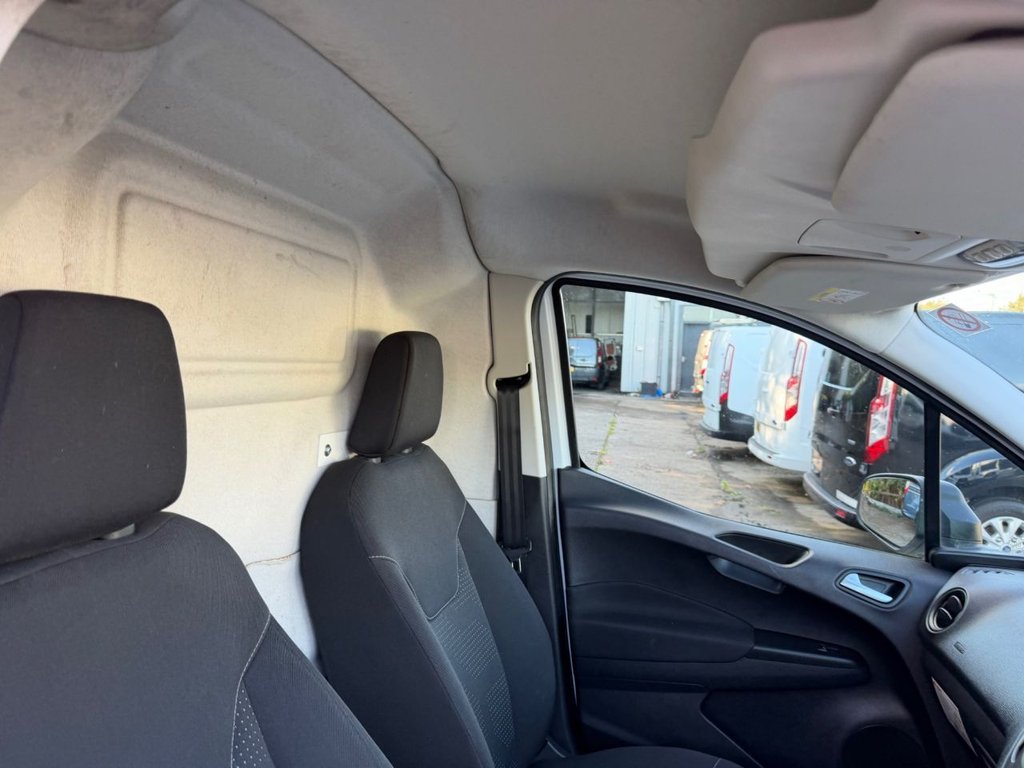 Used Ford Transit Courier 2019 for sale - 76021779: Photo 43