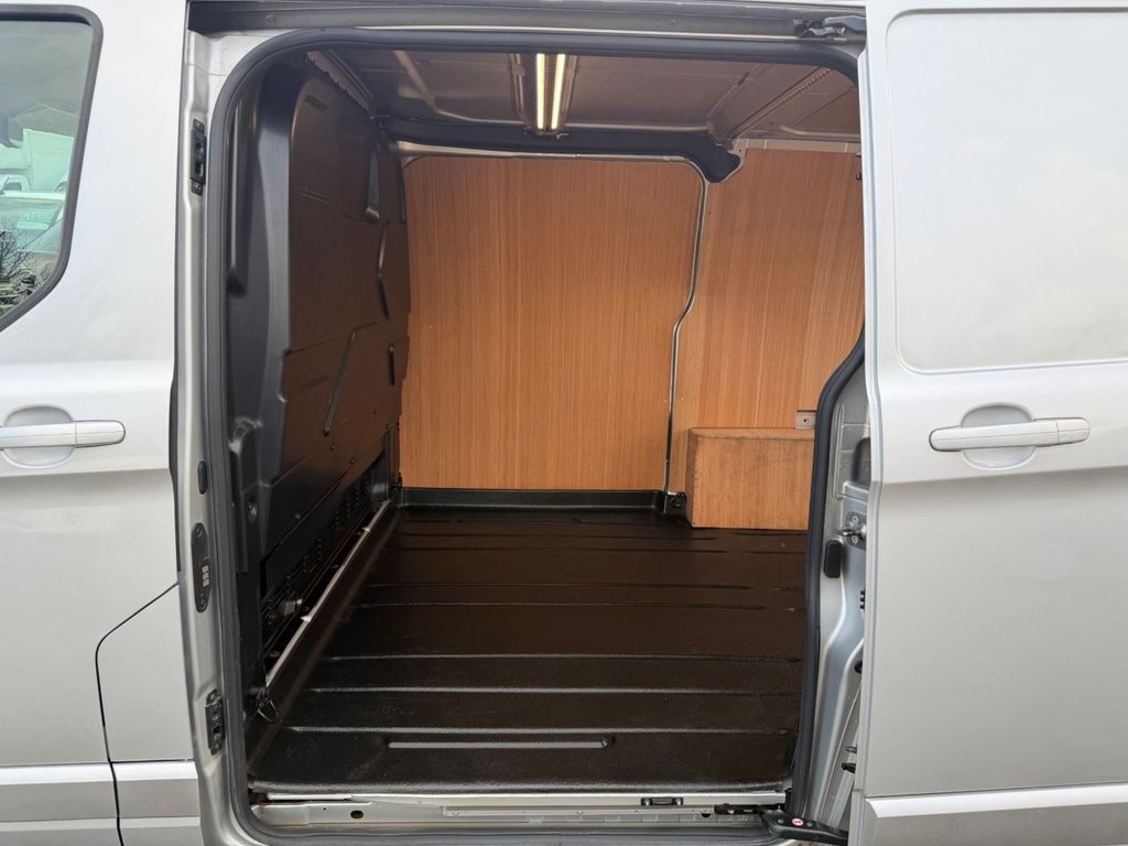 Used Ford Transit Custom 2022 for sale - 77263490: Photo 10