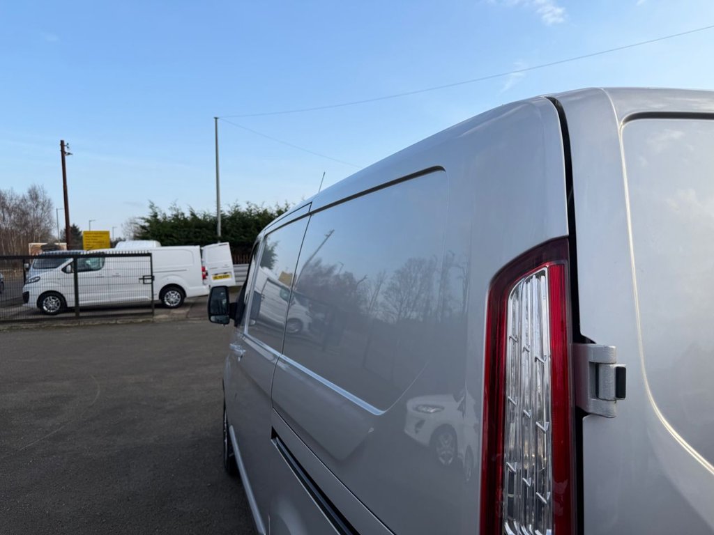 Used Ford Transit Custom 2022 for sale - 77263490: Photo 18