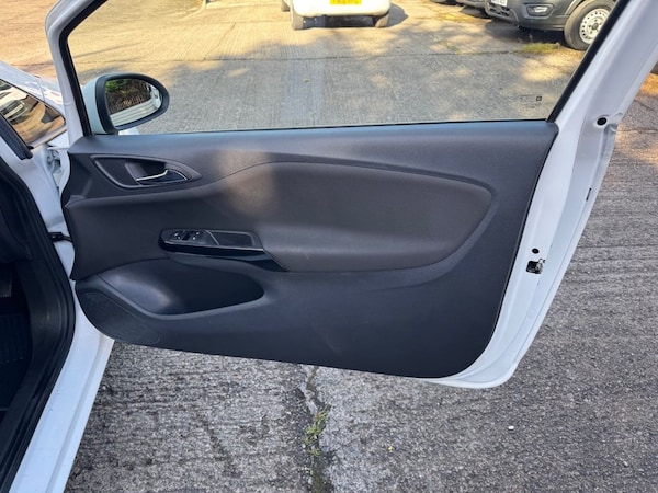 Used Vauxhall Corsa Van 2018 for sale - 75590645: Photo 33